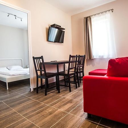 Tulipan Apartman إغير المظهر الخارجي الصورة